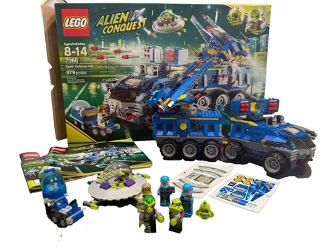 LEGO ALIEN CONQUEST EARTH DEFENSE HQ 7066 UNASSEMBLED