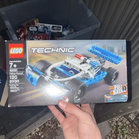 LEGO Technic 42091 Police Pursuit Pull Back Race Car 120 pcs New Sealed Box