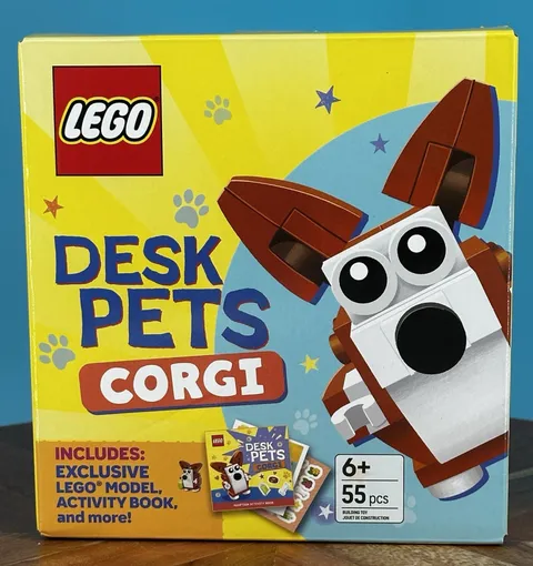 LEGO Desk Pets Corgi 51799 Set 55 pcs Activity Book & Stickers Box 6+