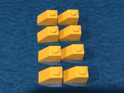 LEGO PART 3040 SLOPE 45 2X1 BRICK (8 PIECES-YELLOW)