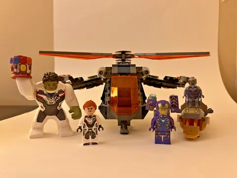 LEGO Marvel 76144 Hulk Helicopter Rescue Endgame Hulk Rescue Black Widow