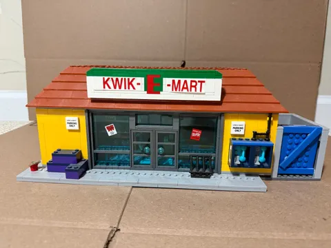 LEGO Simpsons Kwik-E-Mart 71016 Building Interior Only No Minifigures Car