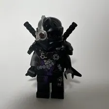 Lego Ninjago Minifigure General Cryptor Rebooted w/ Katanas 70725 70726 70721