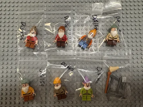 LEGO Disney Snow White The 7 Dwarfs’ Minifigures Only Brand New Assembled!