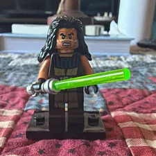 Lego Star Wars Quinlan Vos minifigure with lightsaber from clone turbo tank set