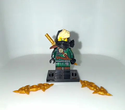 LEGO CMF Series 29 Mysterious Ronin (col29-11) BRAND NEW!