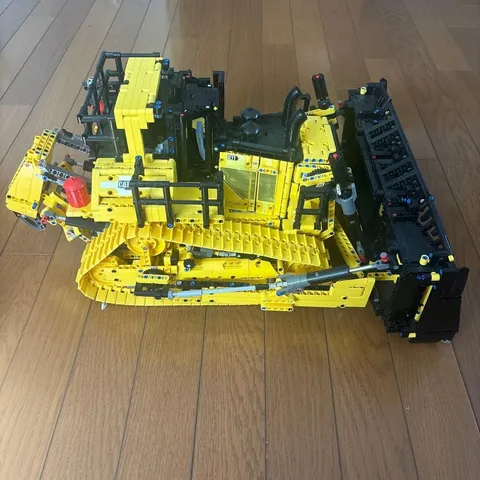 LEGO Technic Cat D11 Bulldozer 42131 In 2021 Used Retired As Is