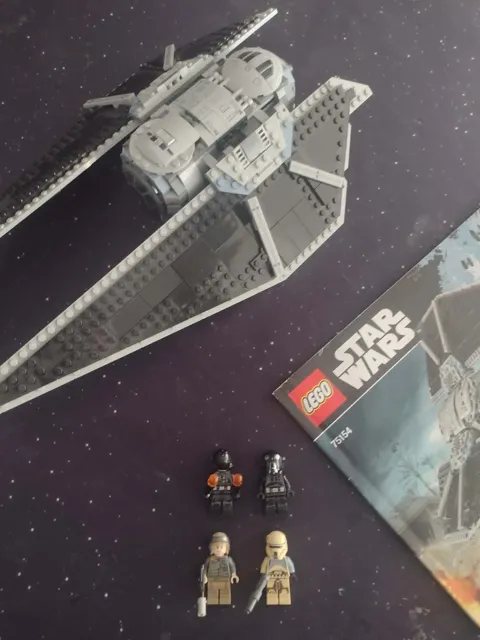 LEGO Star Wars 75154 TIE Striker 100% Complete