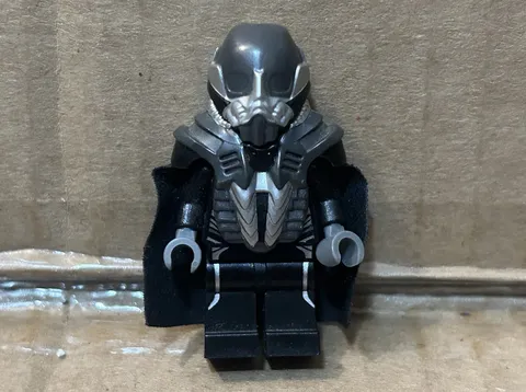 Lego General Zod DC Super Heroes Man of Steel Minifigure SH0076 76003 Complete