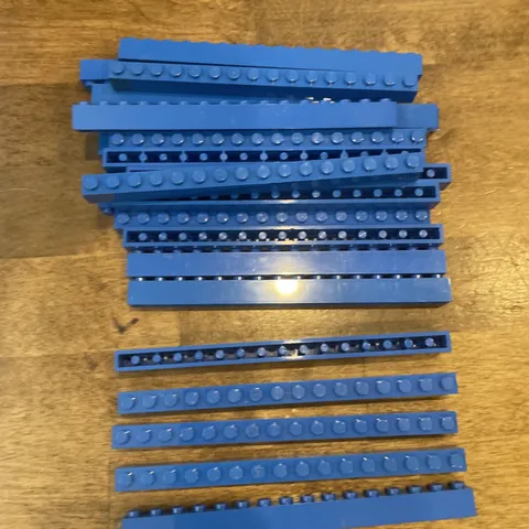 LEGO  Lot Of 20  Parts 2465 Brick 1x16 Blue
