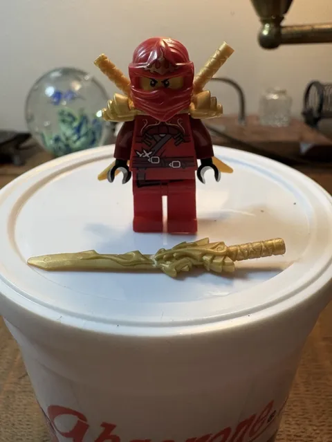 Lego Ninjago Kai Minifigure Rise of the Snakes with Swords Great Condition