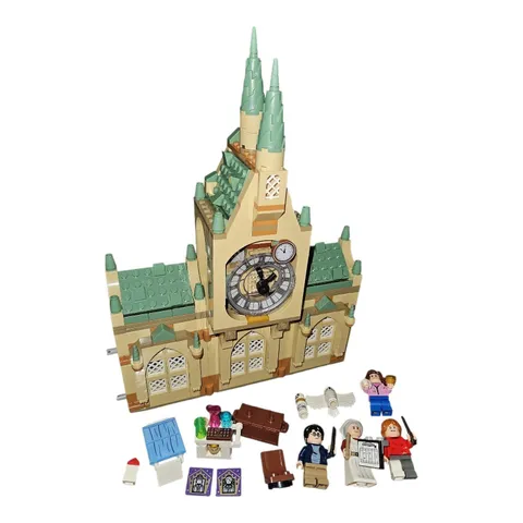 LEGO 76398 - BUILT Harry Potter: Hogwarts Hospital Wing Retired With Minifigures