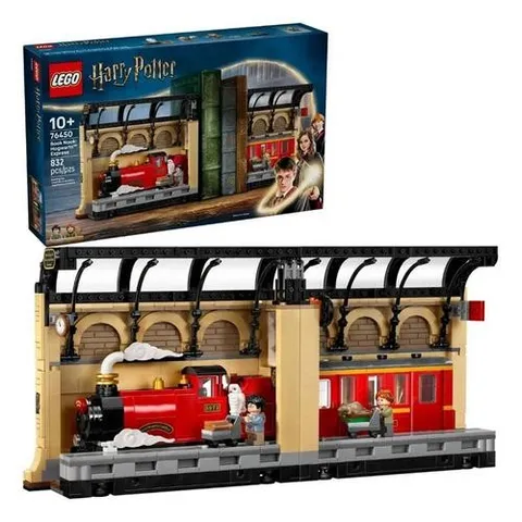LEGO® Harry Potter Book Nook Hogwarts Express 76450 Building Set