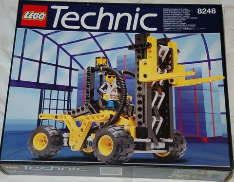Lego Technic: 8428 Forklift Complete with Instructions