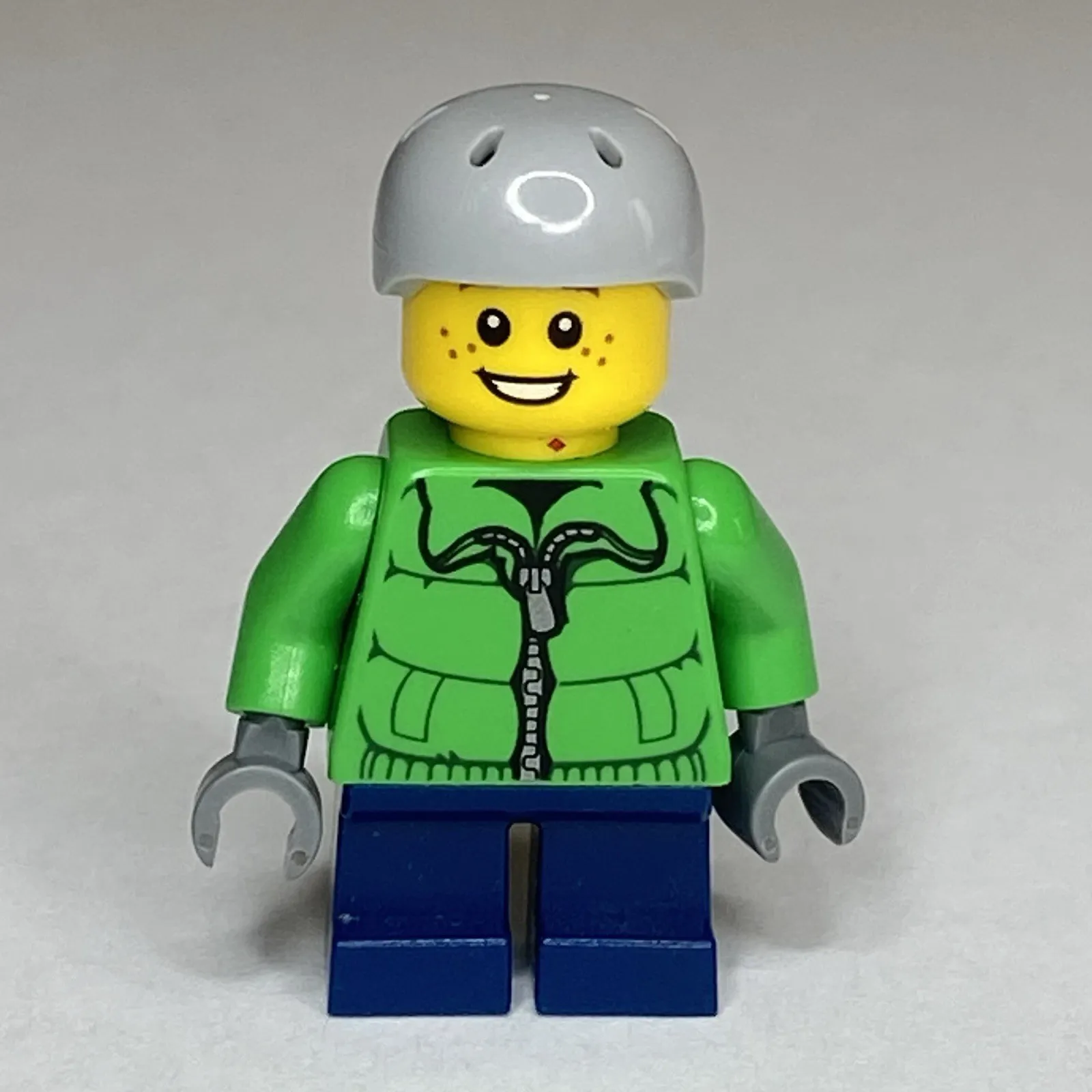 Lego City Minifigure Winter Green  Jacket cty0336 007594
