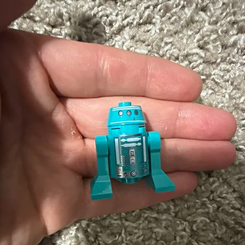 LEGO R2-D2 Teal/Turquoise Droid Minifigure Star Wars Plastic Figure