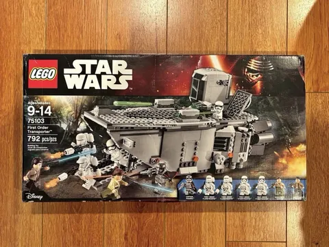 Star Wars Ritered Set 75103 Missing 2 Soldiers and First Order FlameTop!