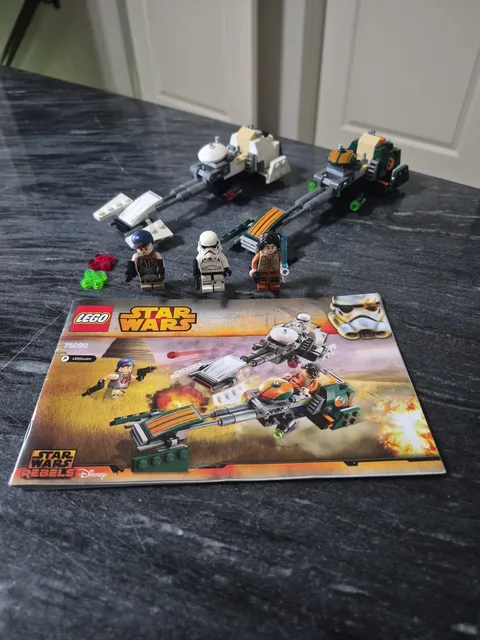 100% Complete LEGO Star Wars Rebels 75090 Ezra’s Speeder Bike W/instructions