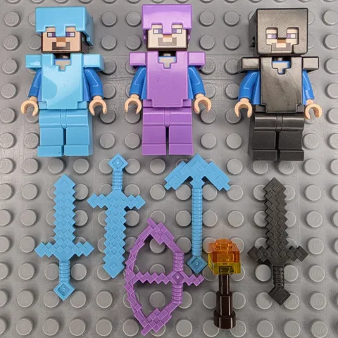 Lego Minecraft Minifigures Lot of 3 and Accessories 