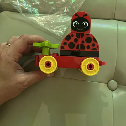 Lego Duplo 10859 My First Ladybug Complete set; 6 pieces