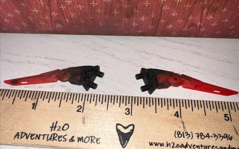 Lego Hero Factory Weapons Claw Spike Set Of Two # 92235Pb01 (037)