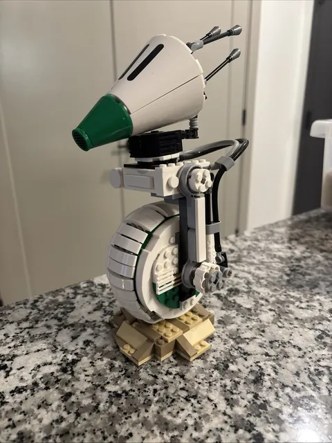 LEGO Star Wars Episode IX The Rise Of Skywalker: D-O (75278) Rare Sold Out Set