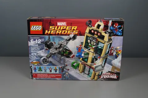 LEGO Marvel Super Heroes Spider-Man Daily Bugle Showdown 76005 - New sealed box