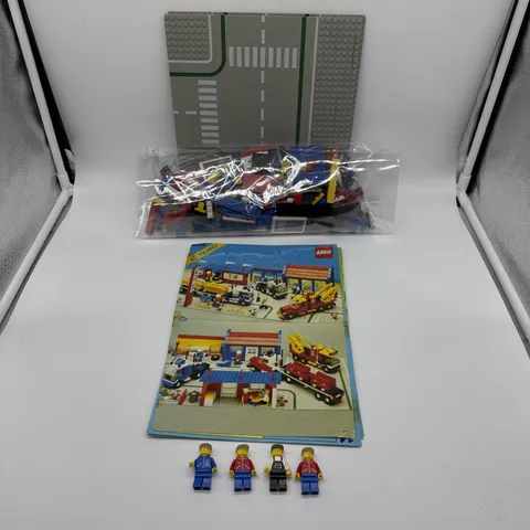 Lego 6393 - Classic Town Big-Rig Truck Stop 100% Complete w/ and instructions