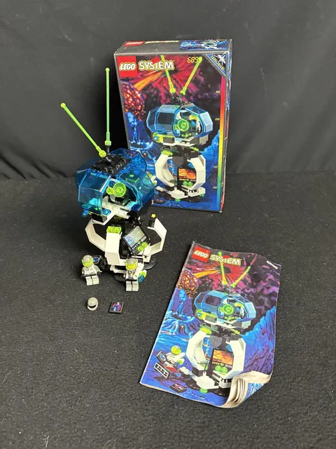 Lego 6899 Nebula Outpost Exploriens Classic Space Complete Complete from 1996