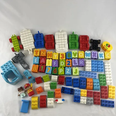 LEGO DUPLO 75 pcs Mixed Lot Vehicle Bases Colors Random Letter Specialty Bricks