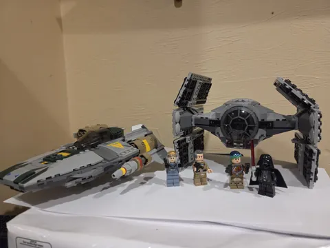 LEGO Star Wars: Vader's Tie Advanced Vs. A-Wing Starfighter (75150)