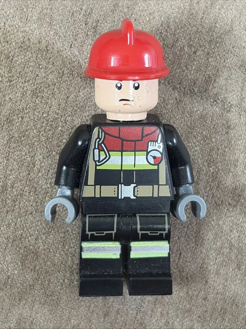 Town City LEGO® Fireman Firefighter Fire Minifigure 60292 Fireman Damaged Head