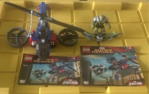 LEGO Marvel: Spider-Helicopter Rescue (76016)