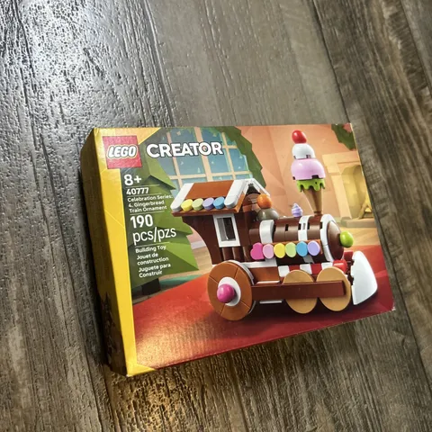 LEGO: 40777 Celebration Series: Gingerbread Train Ornament GWP