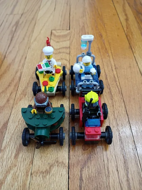 Lego City minifigure lot with cars