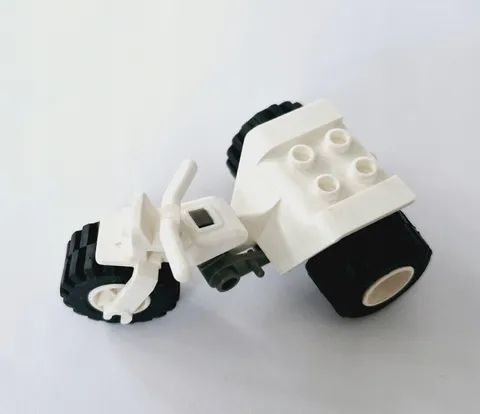 Lego 3-Wheeler ATV Vehicle -Part  30187c01a- White 6426 1256 9293 6332