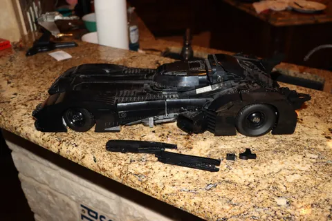 LEGO Super Heroes: 1989 Batmobile (76139)