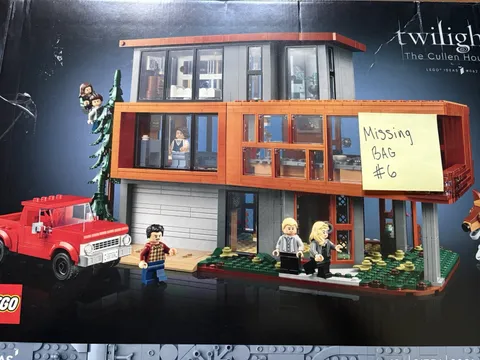 (Missing One Bag - #6) Lego 21354 2001pc Twilight:  The Cullen House Set