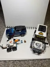 LEGO Lot, Various Vehicles and Miscellaneous Pieces