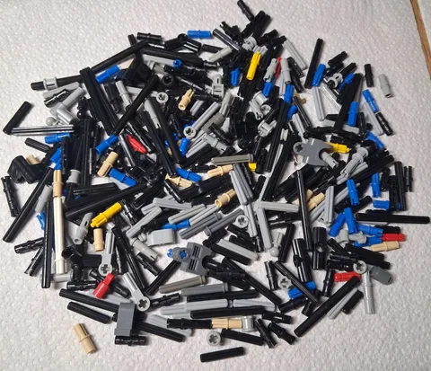 N-1 Lego Lot 382 Assorted Technic Pins Axles Connectors Assorted