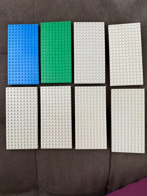 10 VINTAGE LEGO BASEPLATES 10 x 20 stud - green, blue, grey +1 8x16 stud