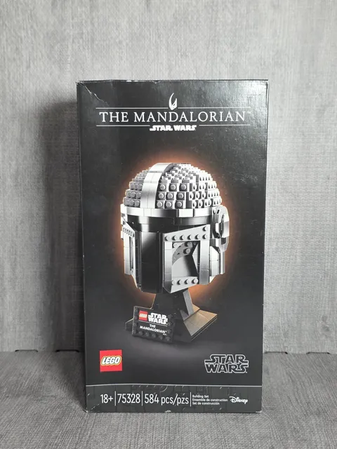 LEGO Star Wars: The Mandalorian Helmet (75328) Brand New Factory Sealed Set