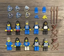 LEGO castle minifigures. vintage black falcons, knights, accessories