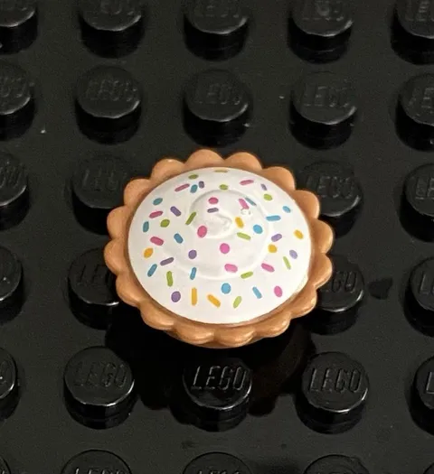 LEGO White Cream Pie, Brown Crust, Sprinkles, Food Deserts