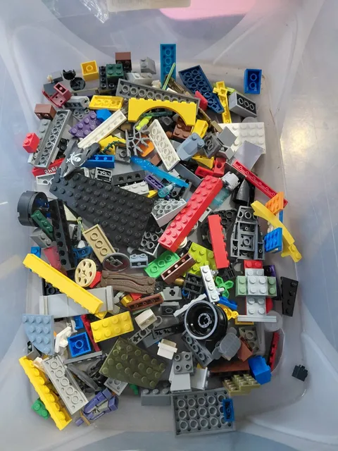 LEGO MegaBloks  Bulk 10.5 Lot Mixed Bricks Plates Pieces Parts Manuals Minis 