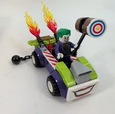 LEGO Minifigure sh0515 - The Joker - Medium Azure Vest with Vehicle Accessories