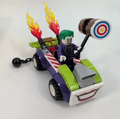 LEGO Minifigure sh0515 - The Joker - Medium Azure Vest with Vehicle Accessories