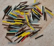 132 LEGO Genuine Lot Bars 4L Lightsabers, Blades, Wands Multicolor Yellow, Red