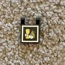 LEGO Rare printed clip sign from Guarded Inn black gold silver MINT castle