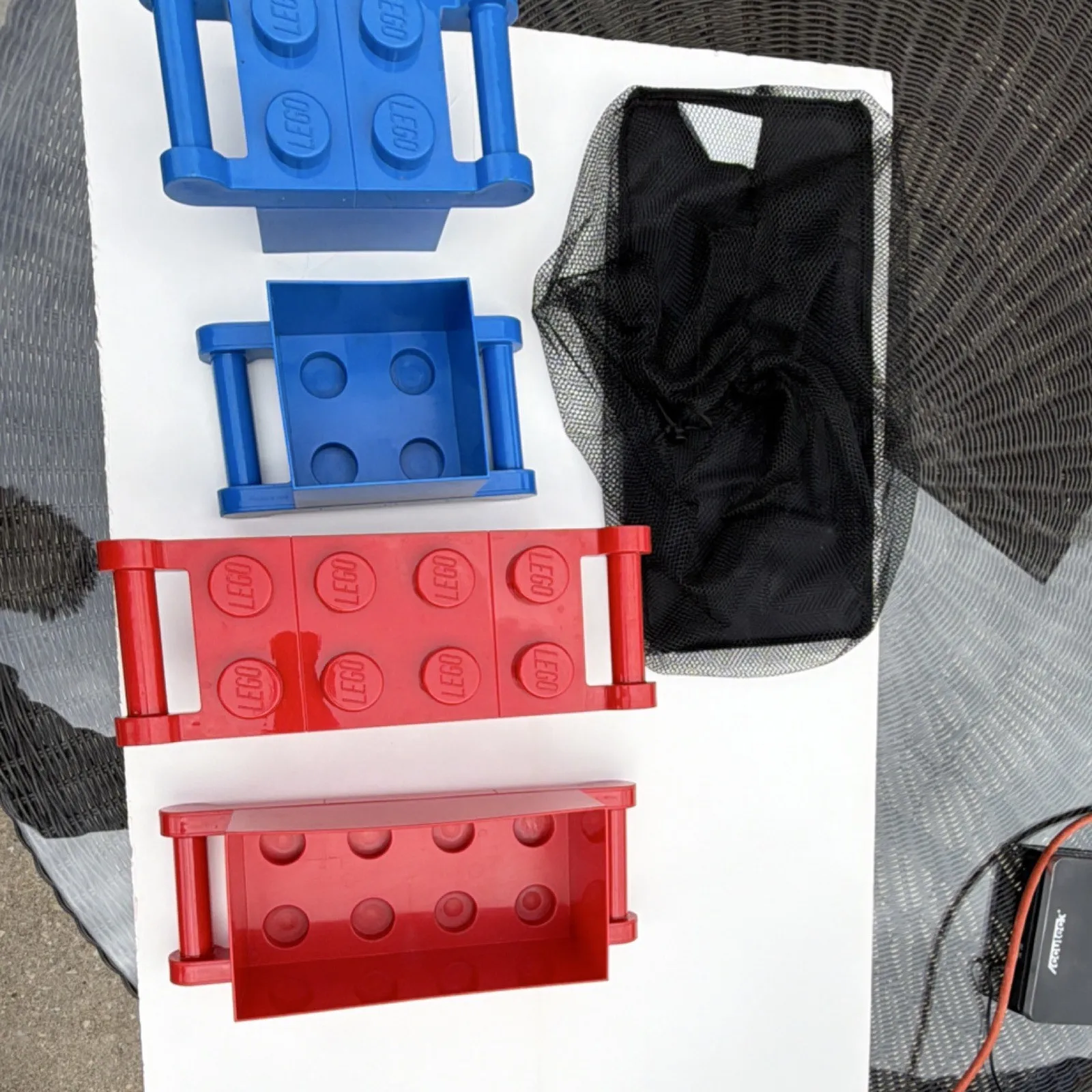 2 RARE LEGO Mold Brick Stackable Plastic Containers for Sand and Snow